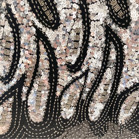 GORGEOUS VINTAGE SEQUIN TOP - Picture 5 of 10